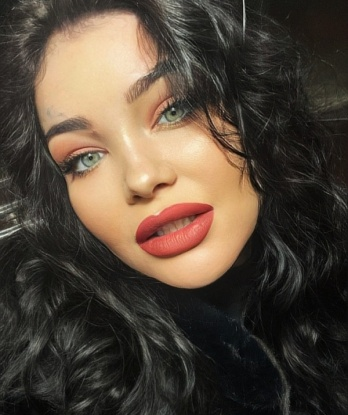 Живу в Москве, где каждый миг может стать незабываемым.
💋 Мои услуги просто безупречны: классический секс, оральный секс и массаж. Я люблю новые эксперименты и открыта для предложений. Вы можете быть уверены, что получите максимум удовольствия и наслаждения.
🌟 У меня есть фото, чтобы вы могли оценить мою красоту и сексуальность. Множество положительных отзывов подтверждают мою опытность и профессионализм. Не упустите возможность провести незабываемое время со мной!
📞 Жду ваших звонков с нетерпением. Доверьте свои самые сокровенные желания мне, и я сделаю все, чтобы они сбылись. Встречайтесь со мной – вы не пожалеете! 👠 Екатерина